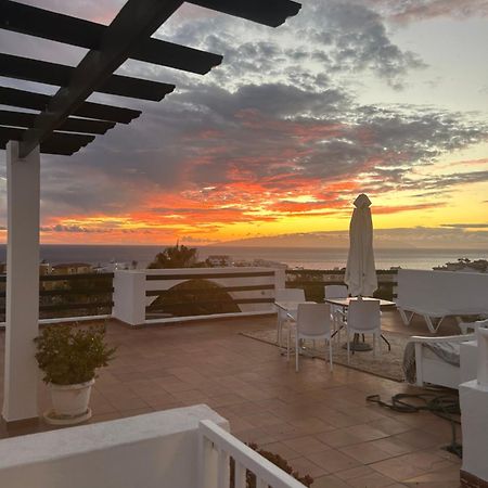 Апартаменты Atalaya Court Адехе Экстерьер фото